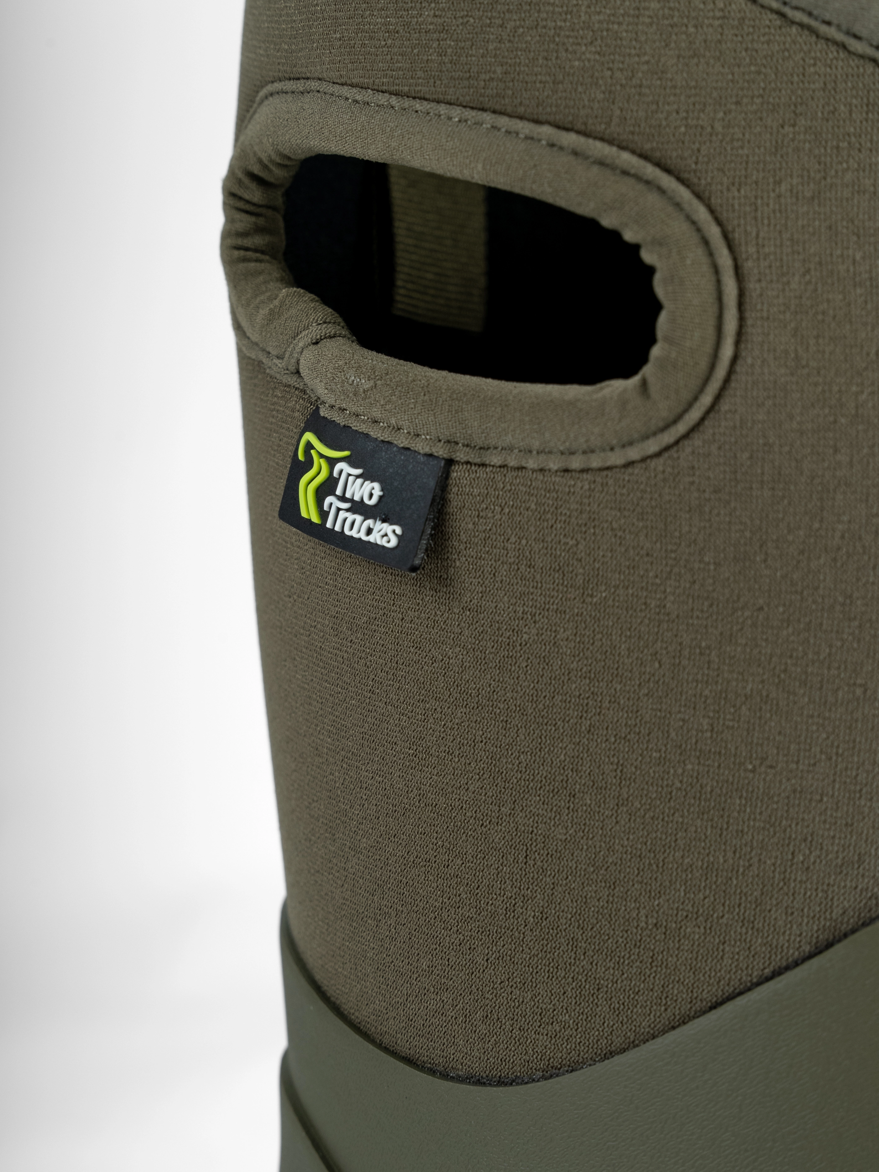 TwoTracks Baruga Olive Women Mid