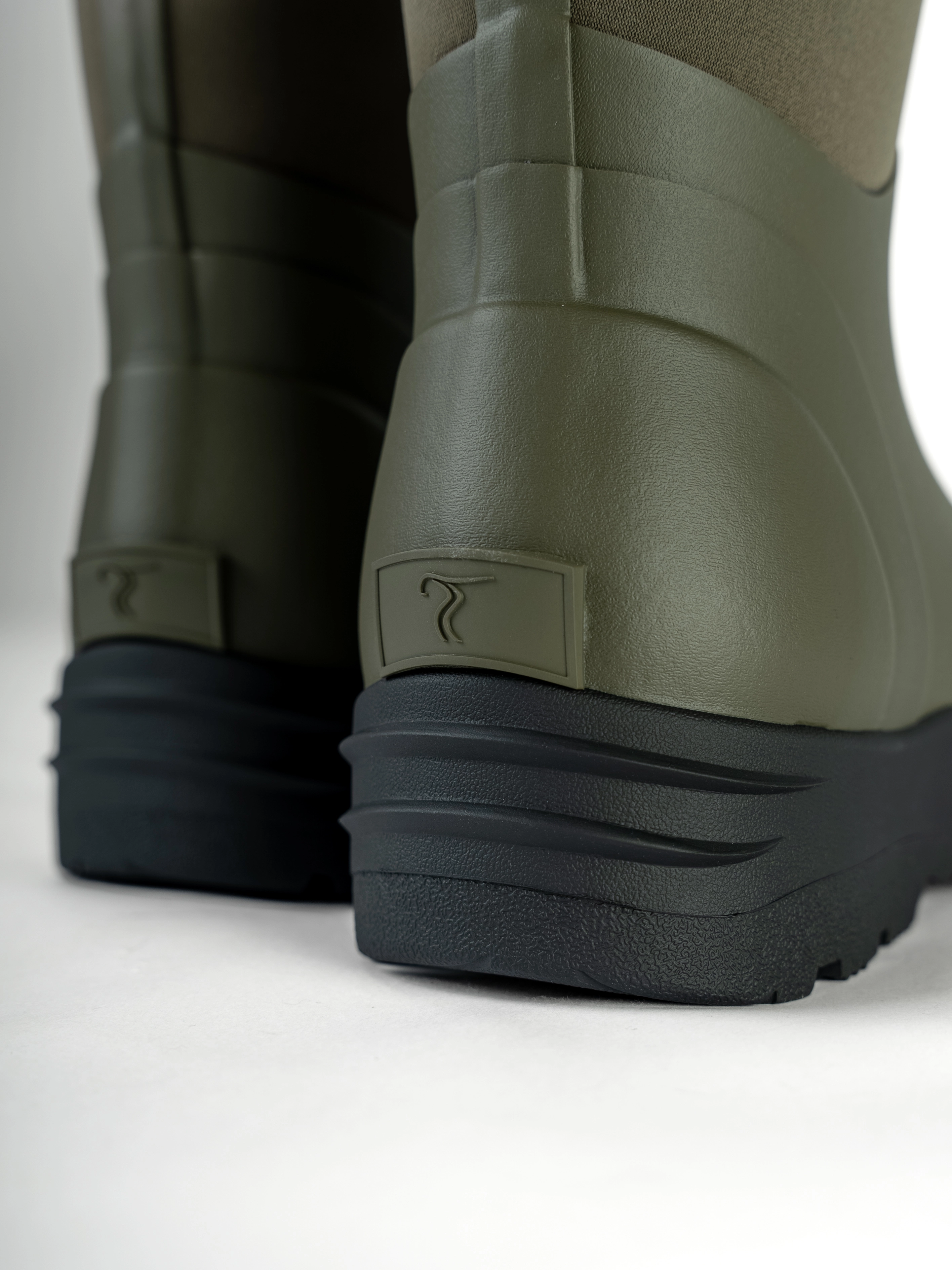 TwoTracks Baruga Olive Men High