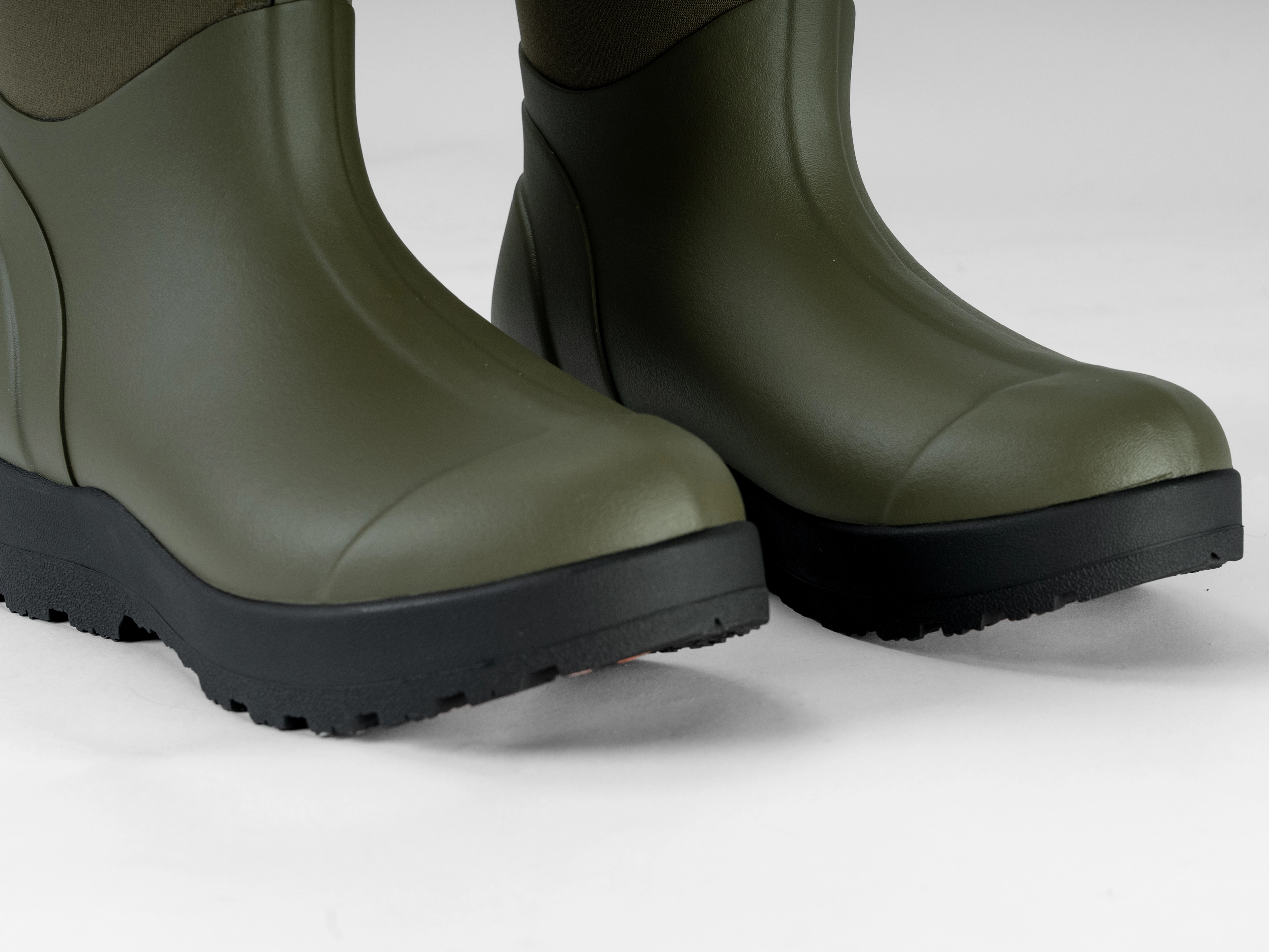 TwoTracks Baruga Olive Women High